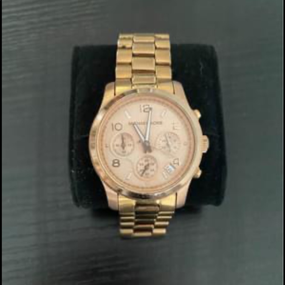 Oversized Layton Pale Rose Gold-Tone Watch